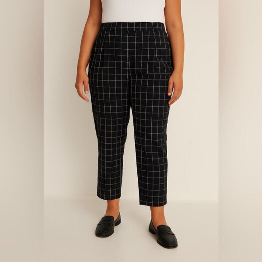 Stradivarius Black Windowpane Plaid Slim Ankle Trousers | Size 6